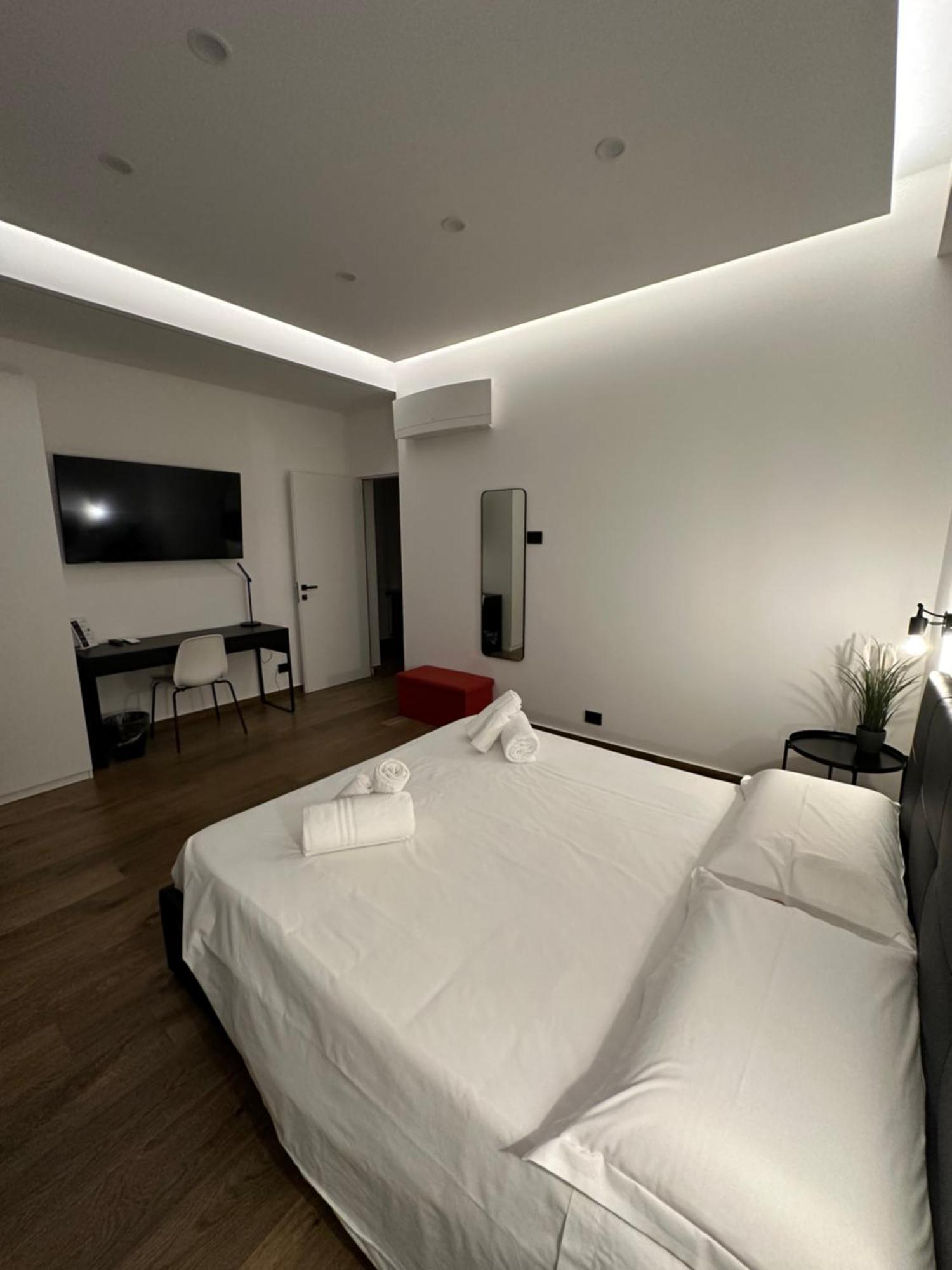 Borgiarooms Luxury Apartment Milazzo Extérieur photo